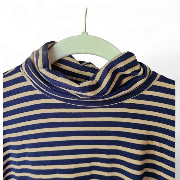 J crew 100% cotton tissue turtleneck long sleeve. Women's M. Fall preppy comfort - Picture 2 of 6